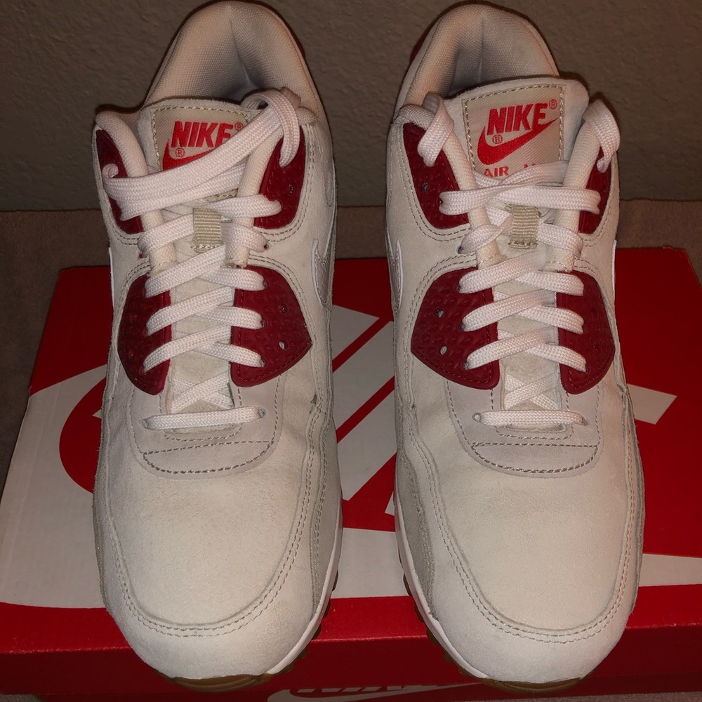 Nike Air Max 90 QS “Strawberry Cheesecake”